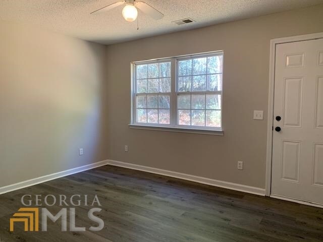 Building Photo - 316 4th St