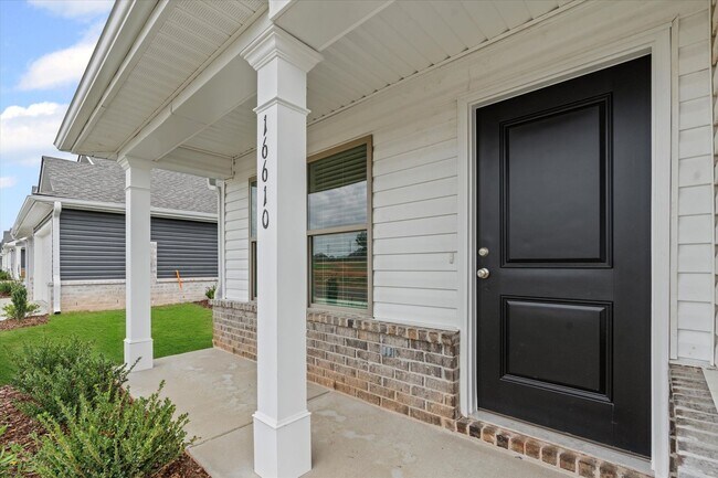 Building Photo - New 3BR Home in Whispering Woods – East At...