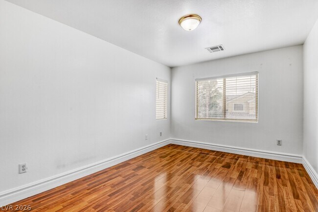 Building Photo - 4784 Essen Ct