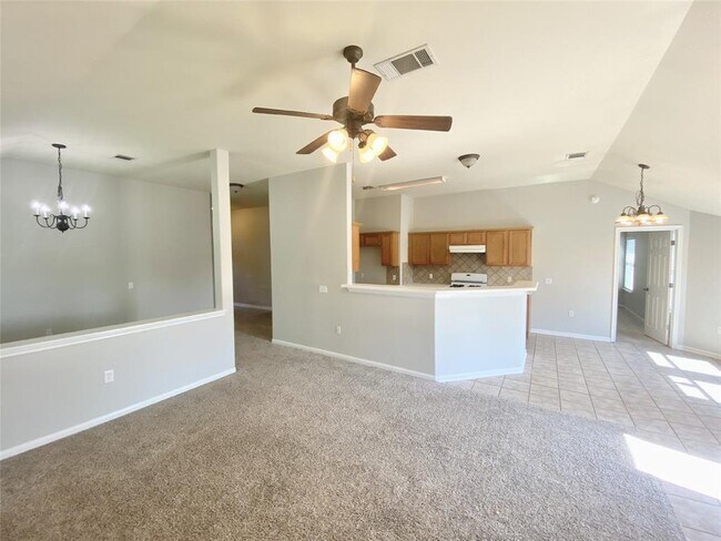 Building Photo - 16802 Gravesend Rd