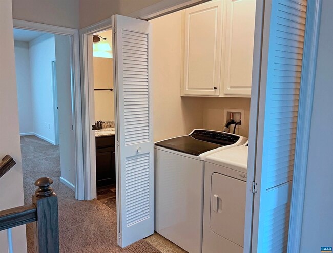 Building Photo - 2056 BethPage Ct