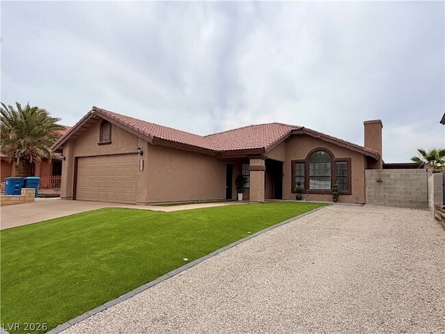 Building Photo - 6251 Desert Sun Dr