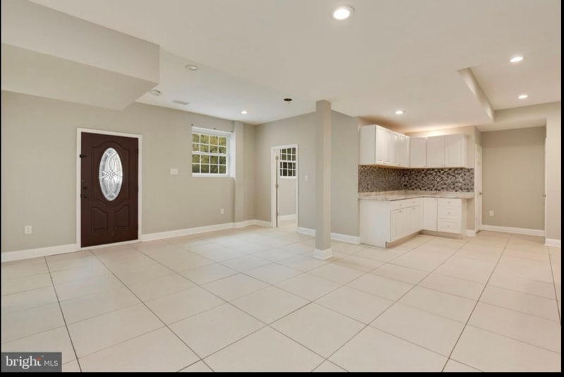 Building Photo - 7320 Bradley Blvd