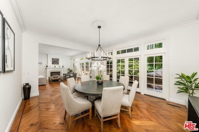 Building Photo - 515 S Westgate Ave