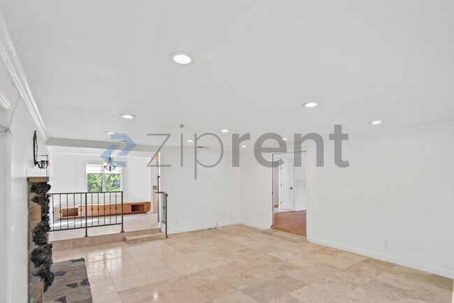 Building Photo - 3207 Forbes Ave