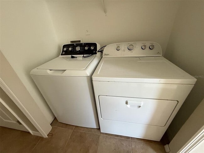 Building Photo - 226 Panorama Dr