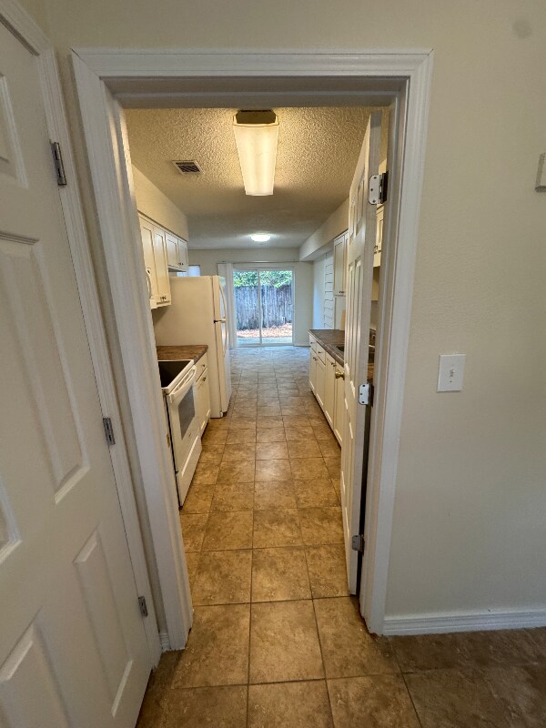 Building Photo - 9725 US-98