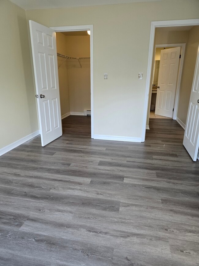 Building Photo - 838 Jonathon Ct