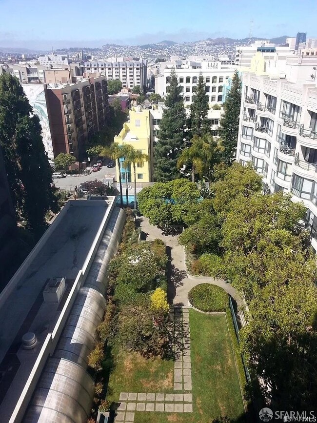 Building Photo - 300 3rd St