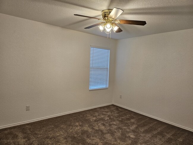 Building Photo - 5911 Coahulia Rdg