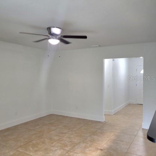 Building Photo - 605 Hillpoint Way