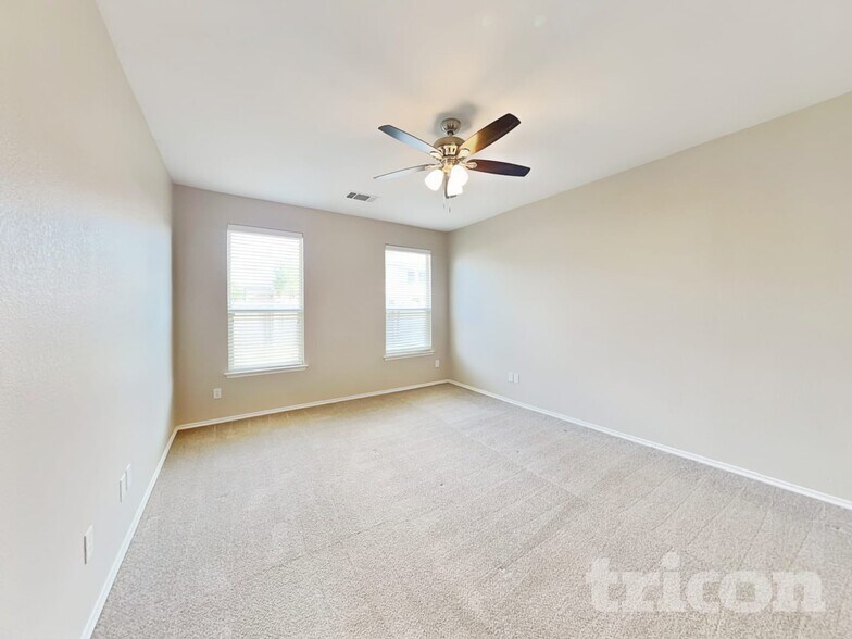 Building Photo - 1132 Beaverwood Ln