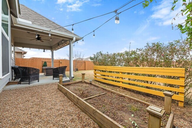 Building Photo - 128 Gidran Trail