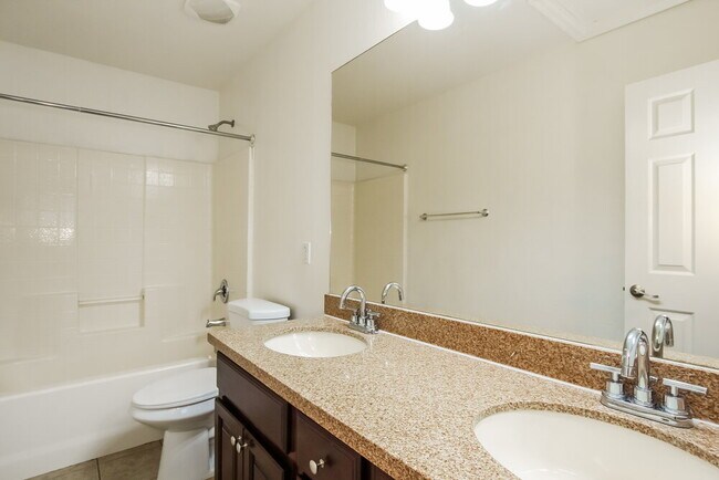 Building Photo - 17377 W Holland Ln