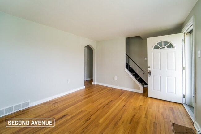 Building Photo - 128 Bellwood Dr