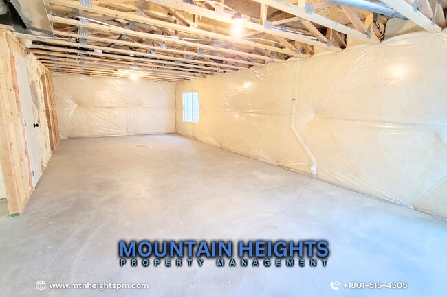 Building Photo - 2234 W Northridge Dr