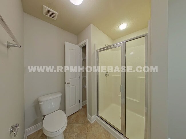 Building Photo - Charming Rental Townhome in Reserve Pointe...