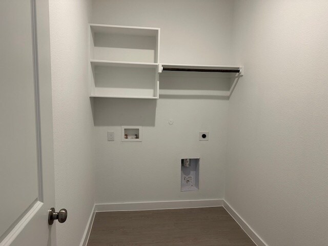 Building Photo - 913 Calley Pear Trl