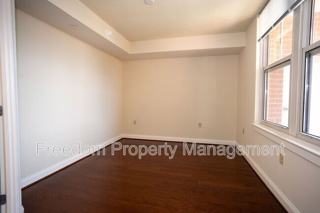 Building Photo - 11760 Sunrise Valley Dr