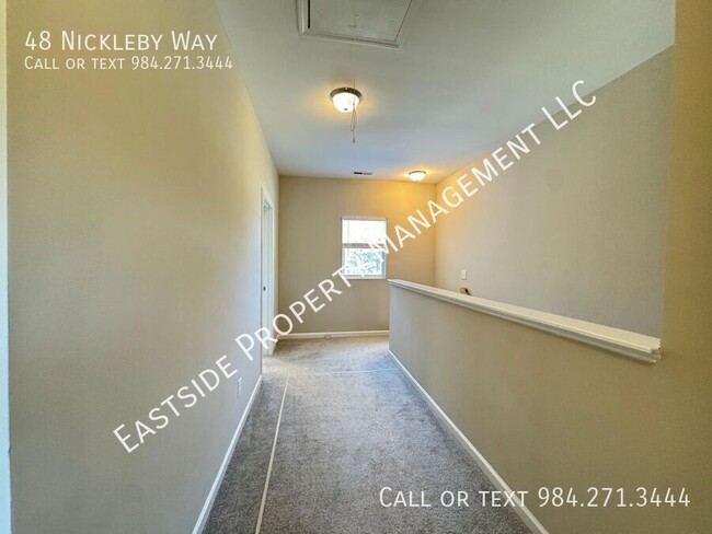 Building Photo - 48 Nickleby Wy