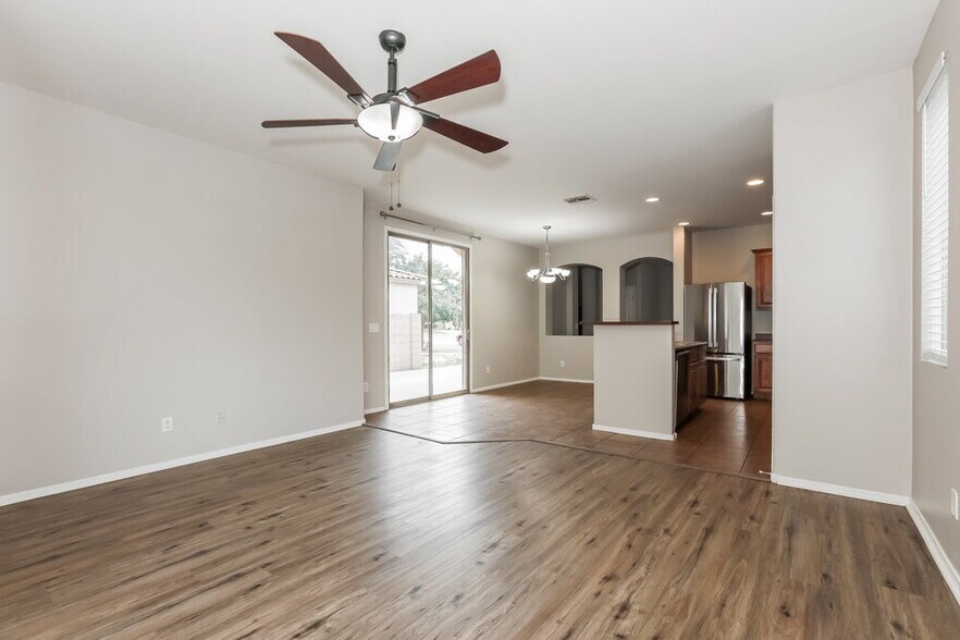 Building Photo - 3875 S Dew Drop Ln