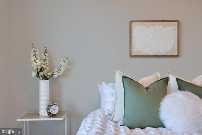 Building Photo - 9-213-UNI9 Jackson Dr