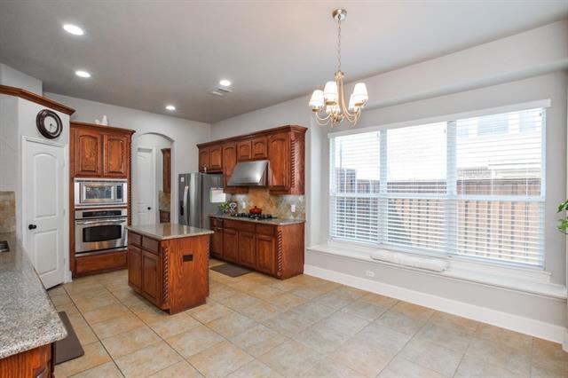 Building Photo - 9750 Candlewood Dr