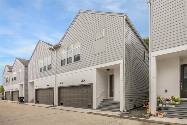 Primary Photo - 6019 Cypress St