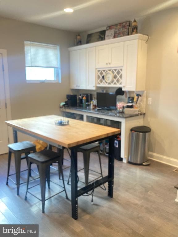 Building Photo - 1212 N Front St