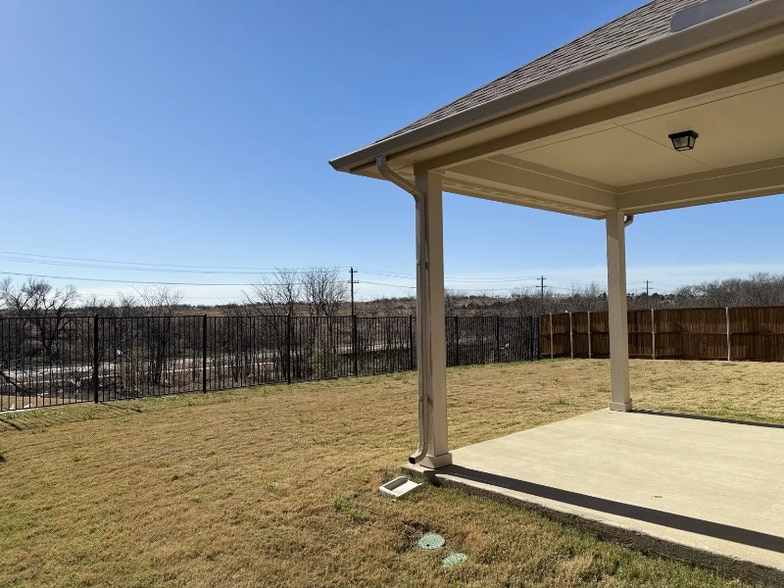 Building Photo - 1908 Wishon Rd