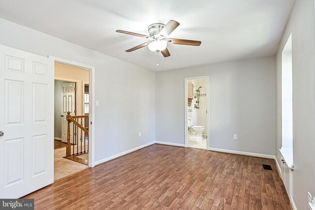 Building Photo - 9929 Hemlock Woods Ln