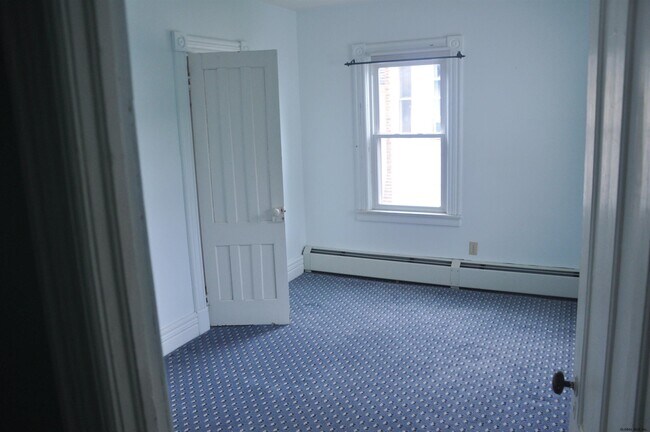 Building Photo - 23 S Main St