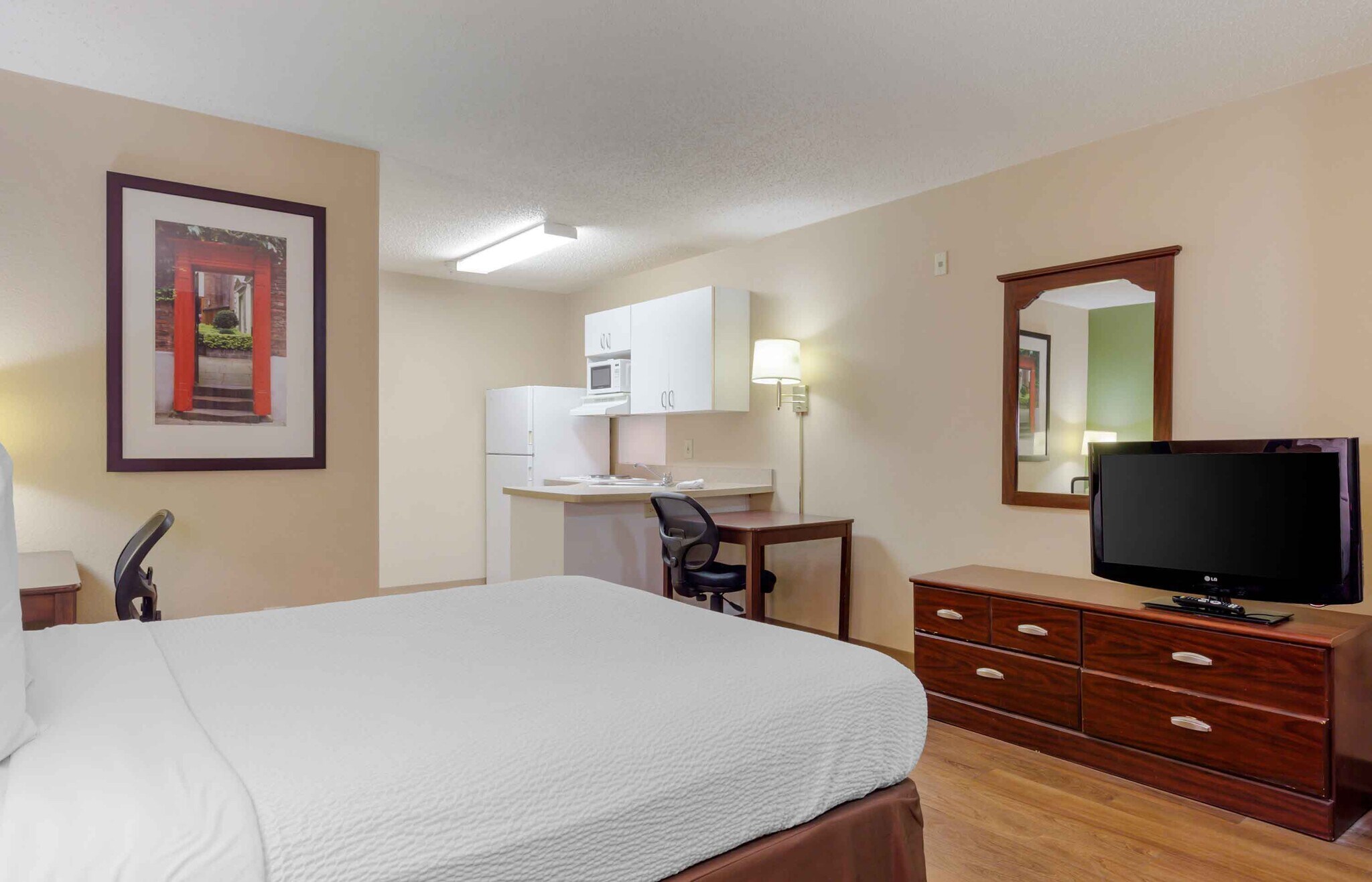 Building Photo - Furnished Studio-Raleigh - RDU Airport