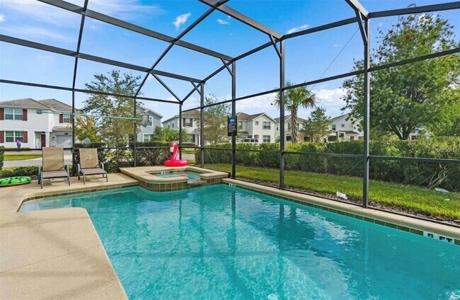 Building Photo - 4700 Sleepy Hollow Dr