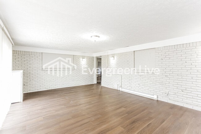 Building Photo - 3823 Alsace Pl