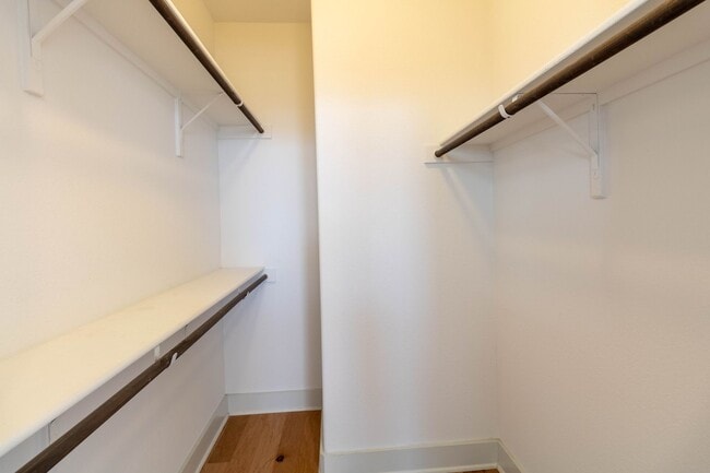 Building Photo - Amazing and peaceful 3/2.5 home in Austin!