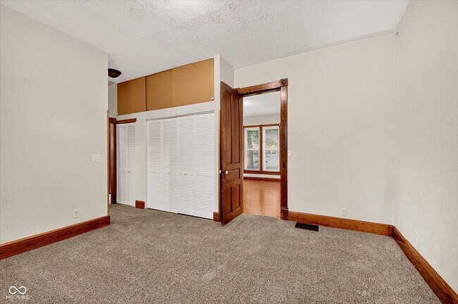 Building Photo - 456 N Centennial St