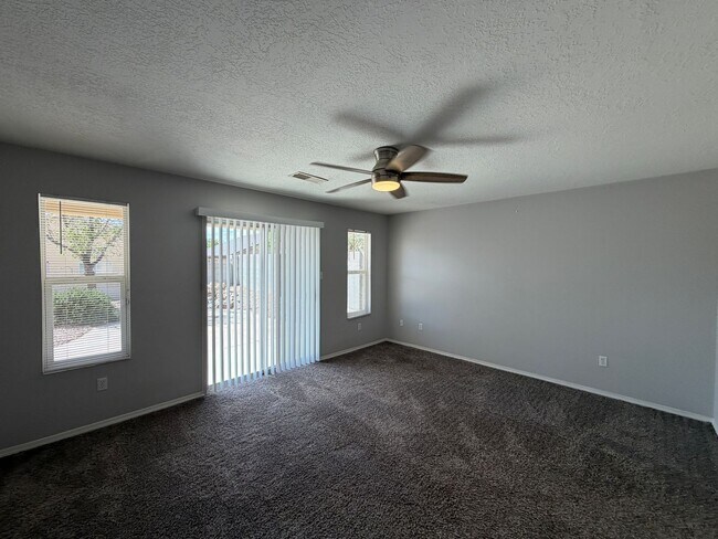 Building Photo - 10601 Rio Del Sole Ct NW