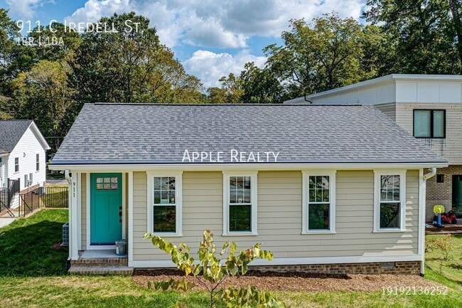 Building Photo - 911 Iredell St