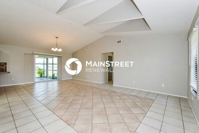 Building Photo - 3 Bedroom Pet-Friendly Home in Cape Coral, FL with Main Street Renewal