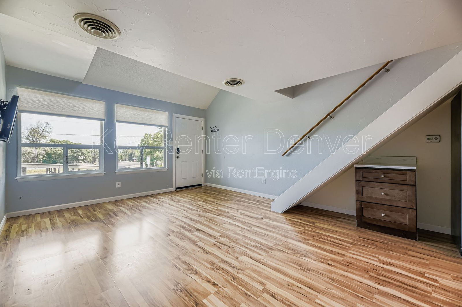 Building Photo - 341 S Estes St