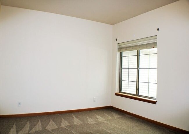 Building Photo - $1,325 | 2 Bedroom, 2 Bathroom CONDO | PET Friendly* | Available for August 1st, 2026 Move In!