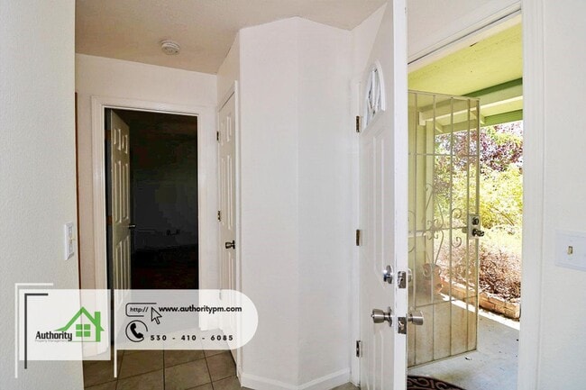 Building Photo - 1764 Whistling Dr