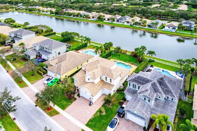 Building Photo - 9460 Wrangler Dr