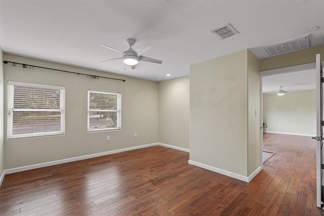 Building Photo - 6202 Hillston Dr