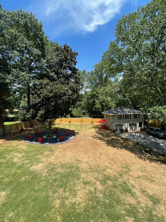 Building Photo - 941 Jefferson Ave