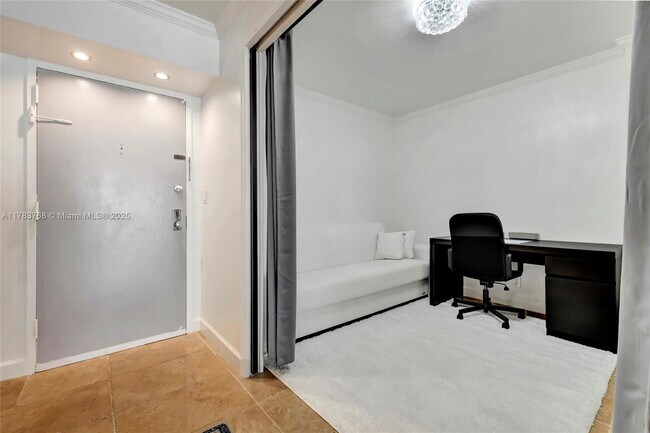 Building Photo - 2401 Collins Ave