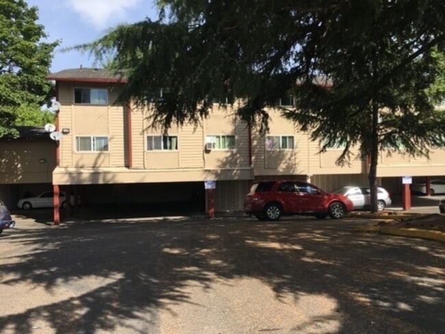 Building Photo - 13437 SE Stark St