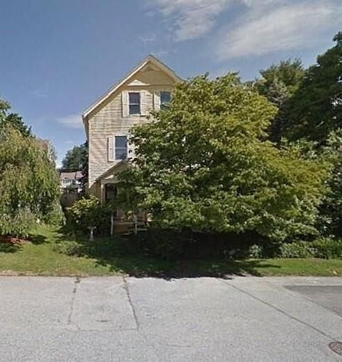 Building Photo - 40 E Barrows St