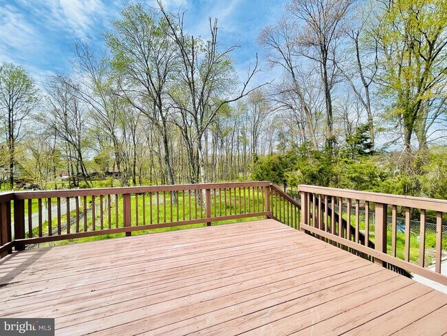 Building Photo - 2125 Aquia Dr